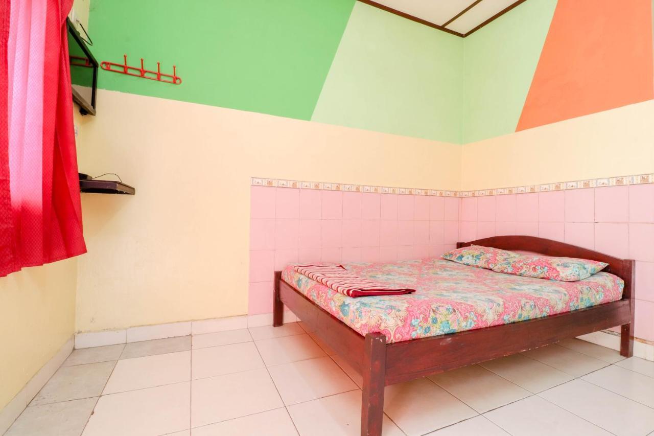 Primadona Homestay Sleman  Extérieur photo